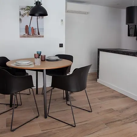 Beach Apartment Blanes * بلانيس